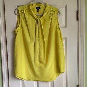 Jones New York Bright Yellow Tie-Neck Sleeveless blouse